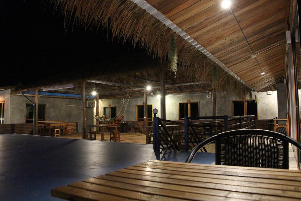 The Noi Guest House & Restaurant Koh Lipe Zewnętrze zdjęcie